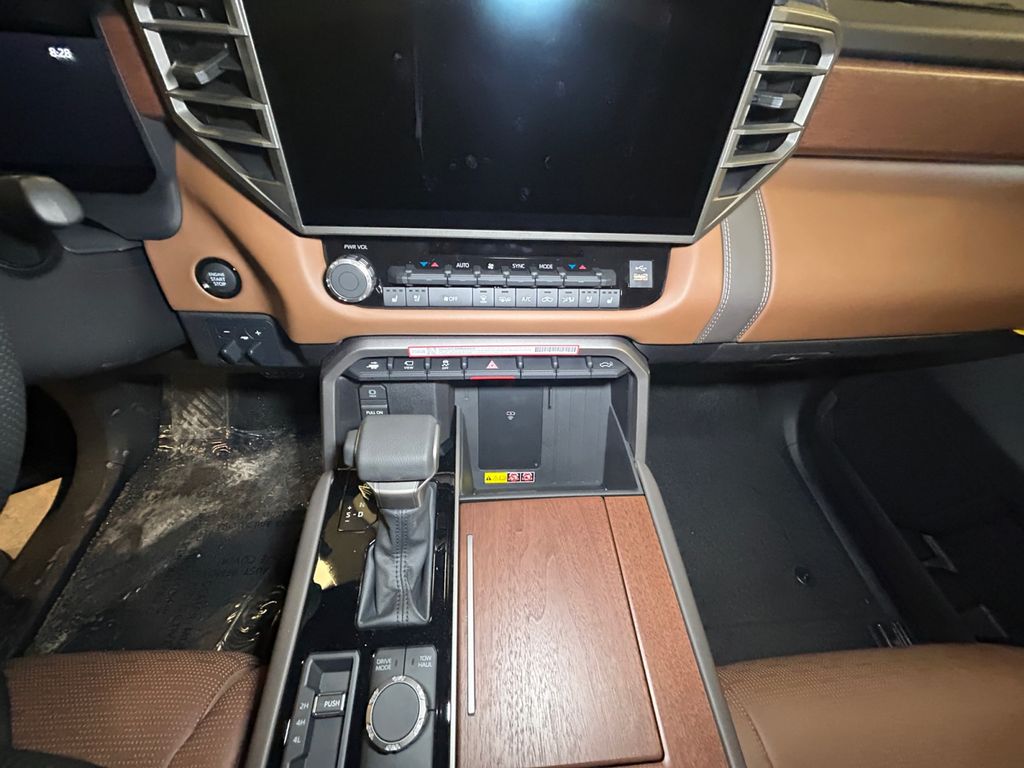2026 Toyota Tundra 1794 Edition - Photo 9