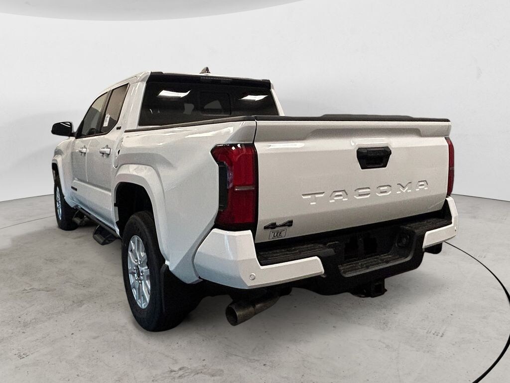 New 2025 Toyota Tacoma SR5 Truck Double Cab