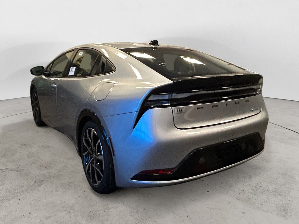 New 2026 Toyota Prius Plug-in Hybrid XSE Hatchback