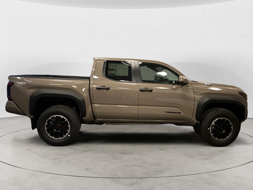 2026 Toyota Tacoma TRD Off Road - Photo 6