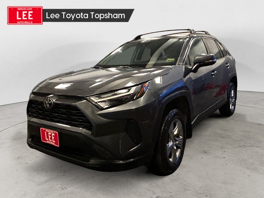 2023 Toyota RAV4 XLE AWD's photo
