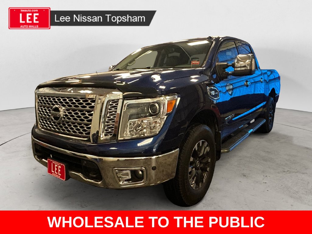 2017 Nissan Titan Truck Crew Cab 