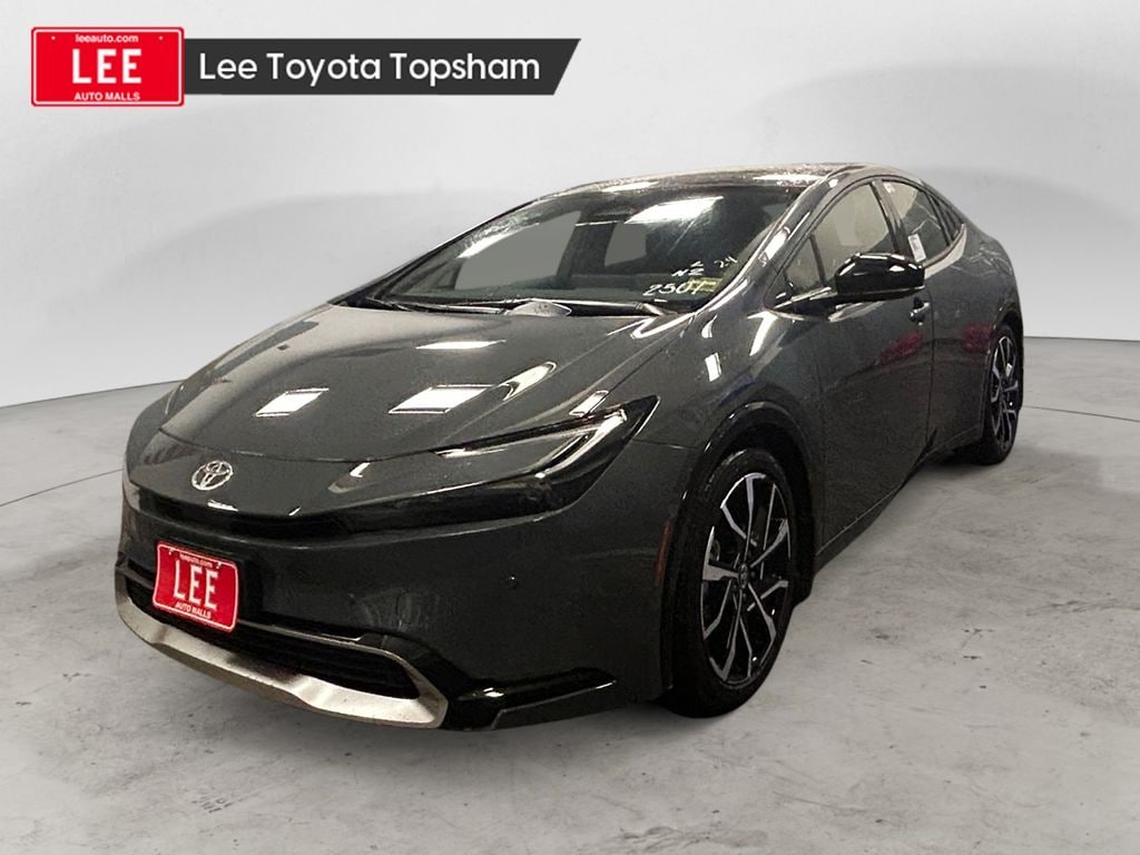 New 2026 Toyota Prius Plug-in Hybrid XSE Hatchback