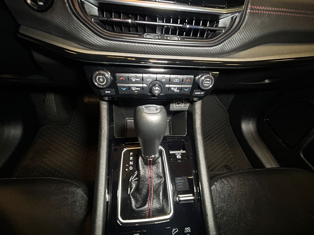2025 Jeep Compass Trailhawk - Photo 11