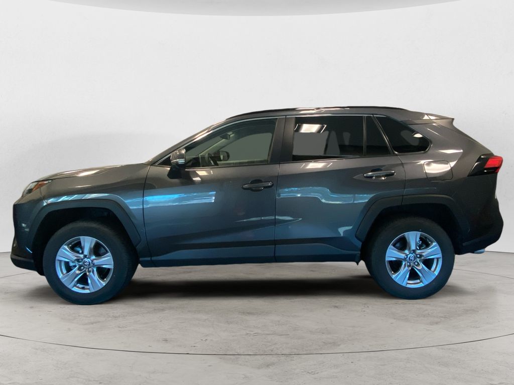 2025 Toyota RAV4 XLE photo 2