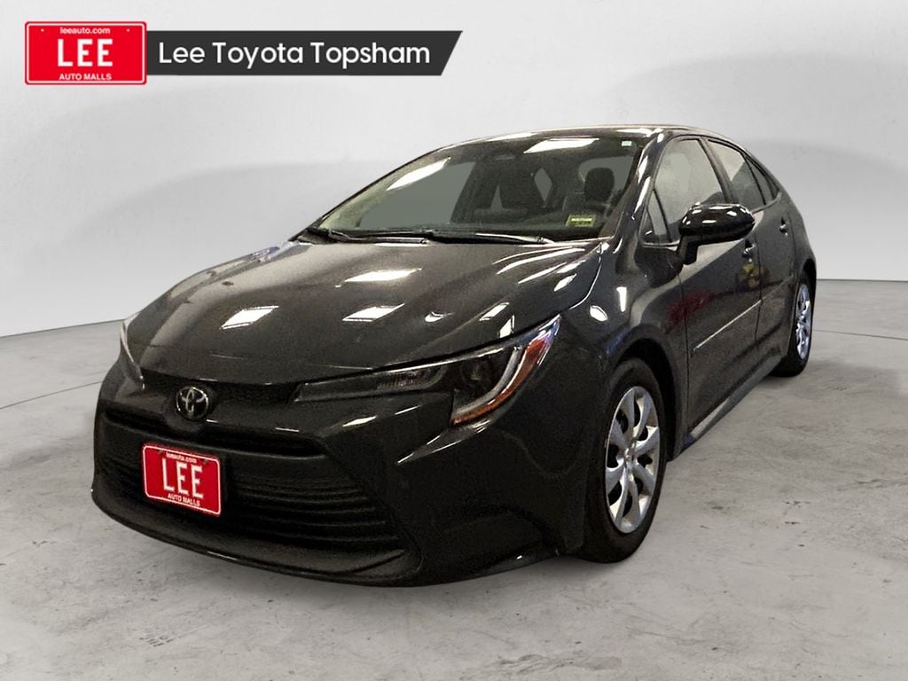 Used 2025 Toyota Corolla LE Sedan