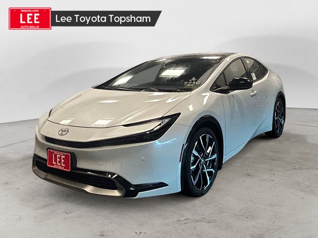 2026 Toyota Prius XSE Premium's photo
