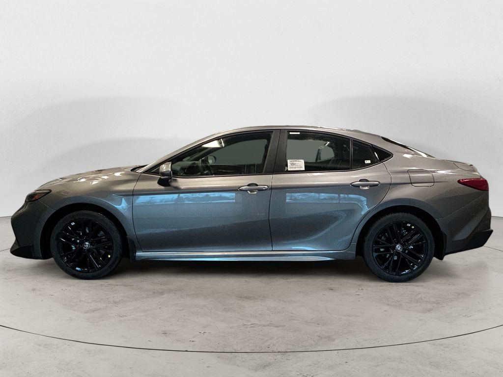 2026 Toyota Camry SE photo 2