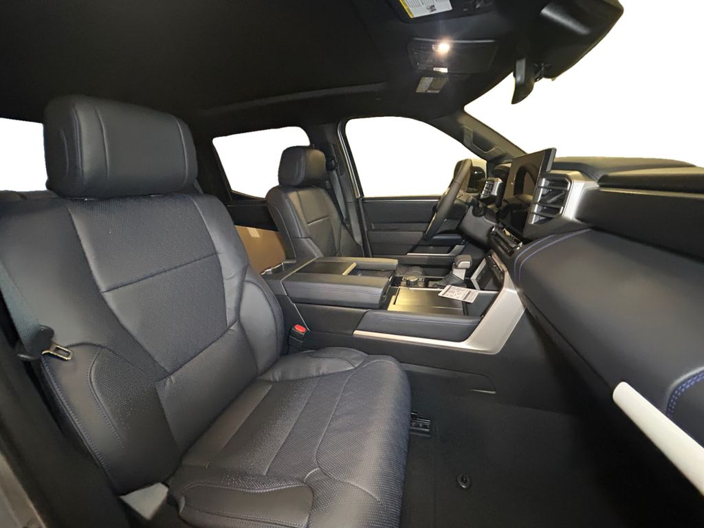 2026 Toyota Tundra Platinum - Photo 13