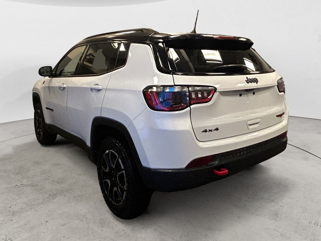 Used 2025 Jeep Compass Trailhawk SUV