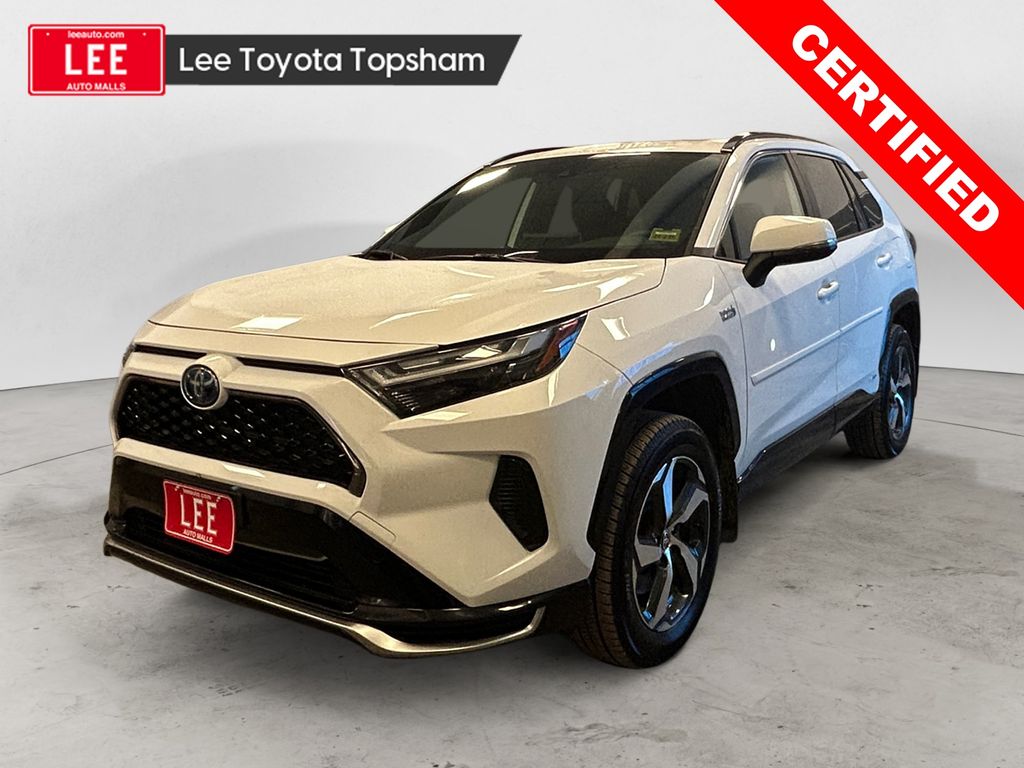 2024 Toyota RAV4 SE