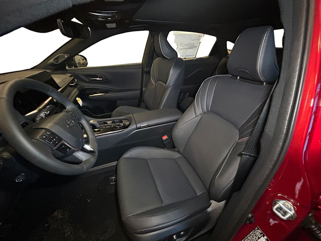 2026 Toyota Crown Platinum - Photo 9