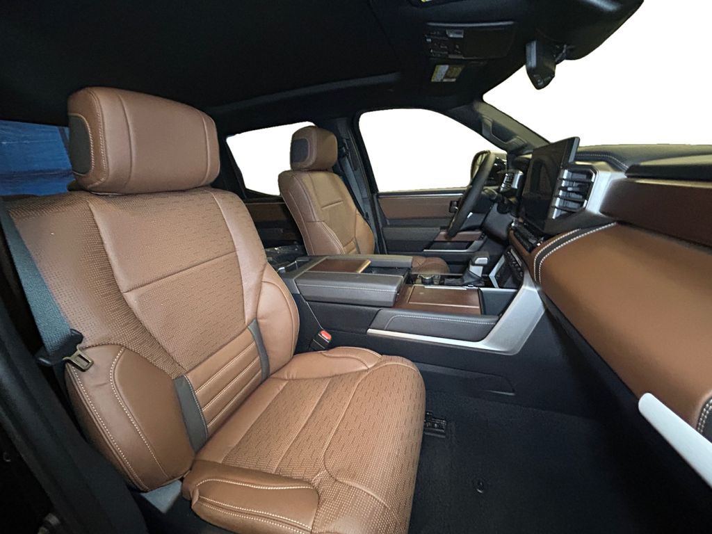2026 Toyota Tundra 1794 Edition - Photo 13