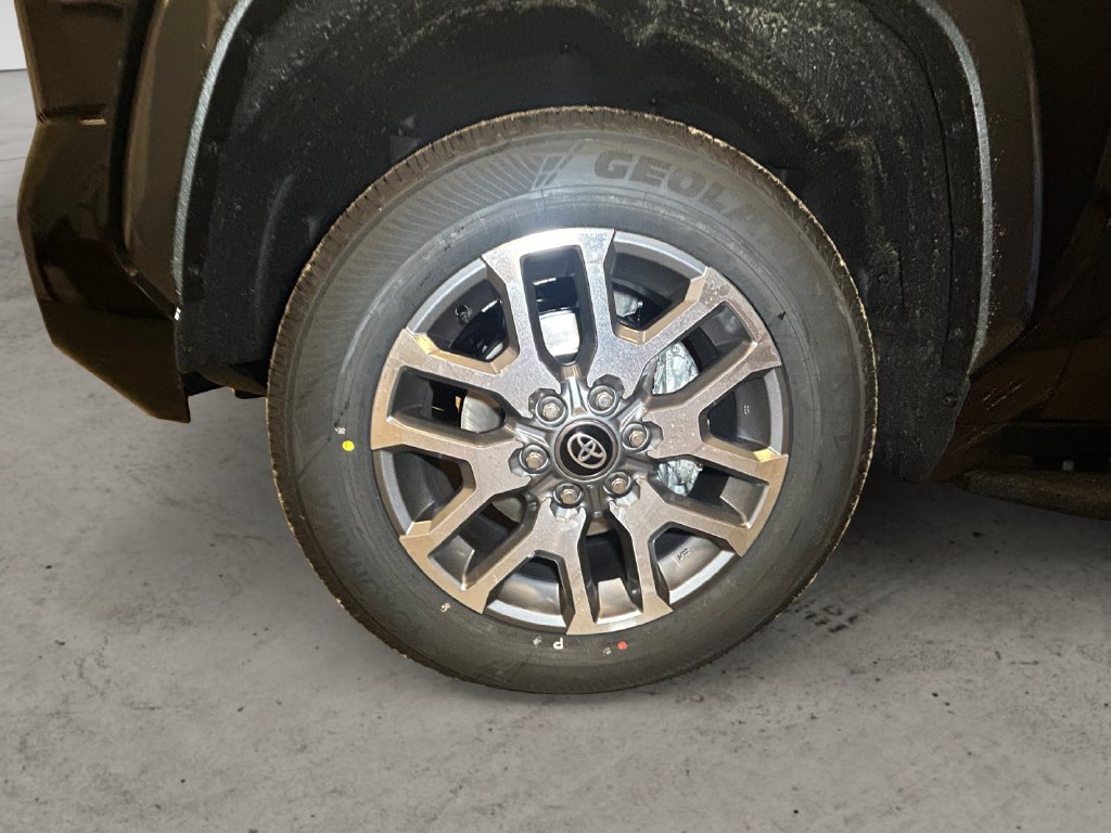2026 Toyota Tundra 1794 Edition - Photo 13