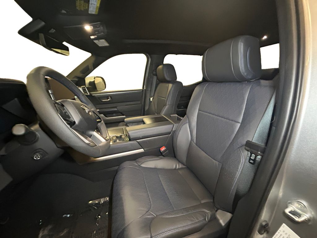 2026 Toyota Tundra Platinum - Photo 7