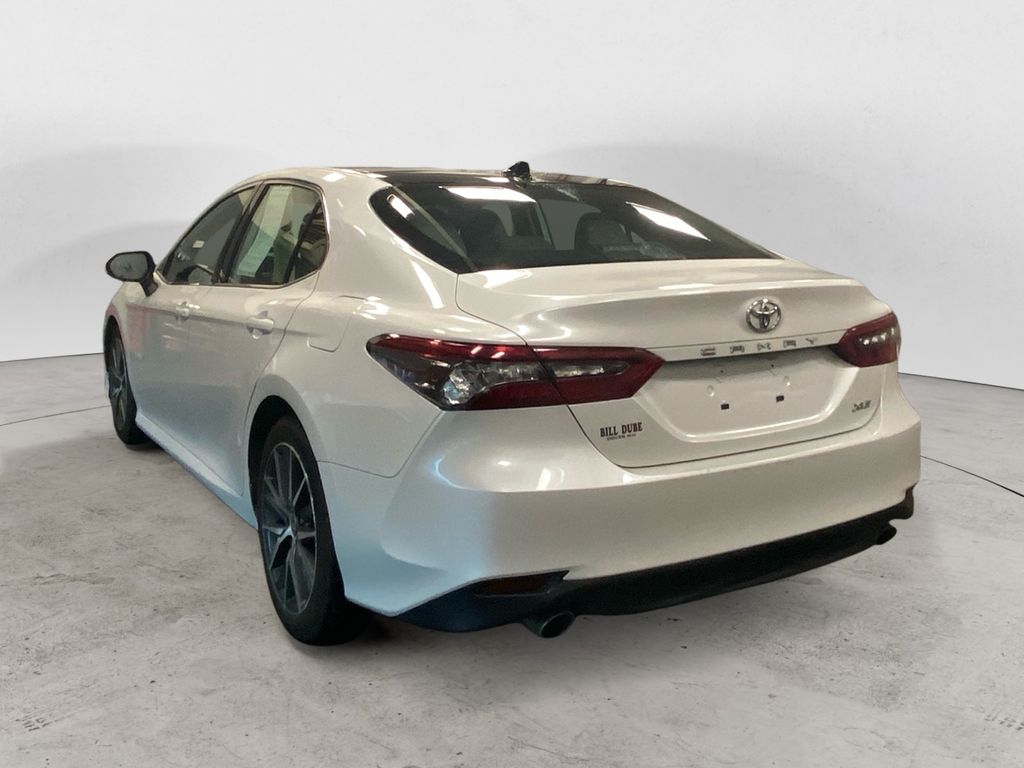 2023 Toyota Camry XLE V6 photo 3