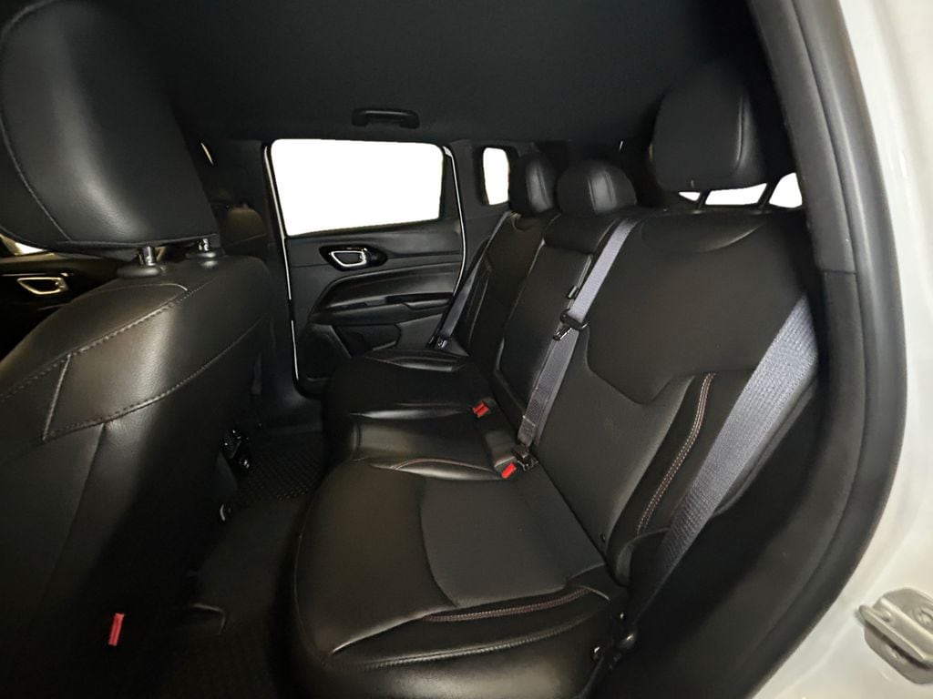 2025 Jeep Compass Trailhawk - Photo 13