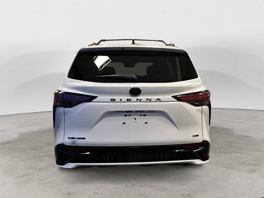 New 2026 Toyota Sienna XSE Van Passenger Van
