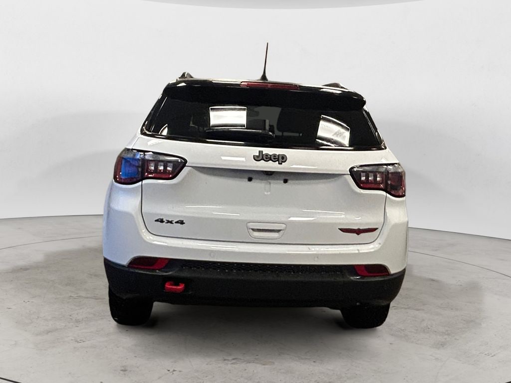 Used 2025 Jeep Compass Trailhawk SUV