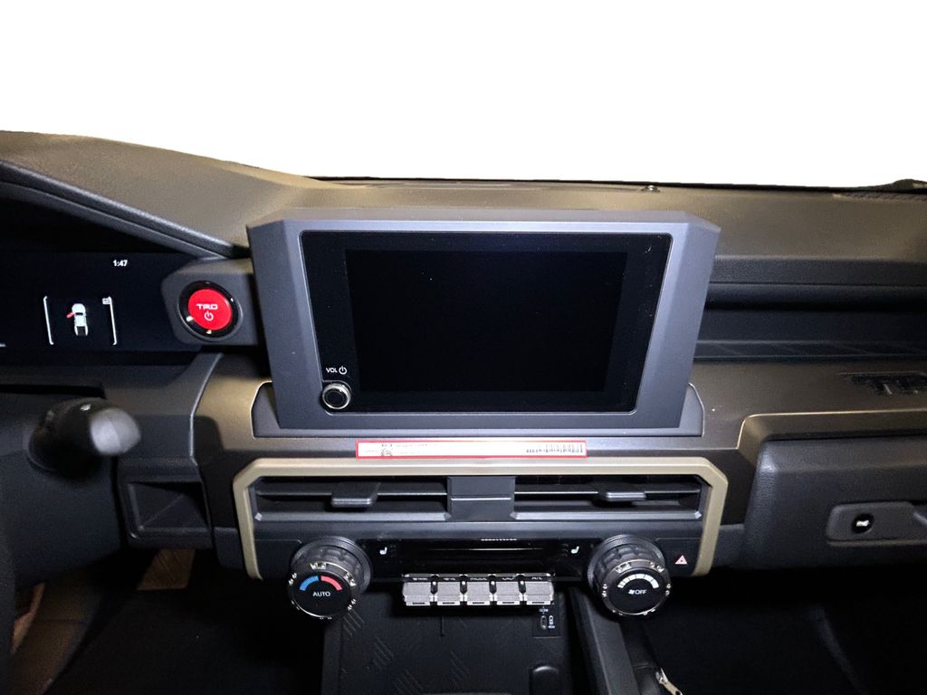 2026 Toyota Tacoma TRD Off Road - Photo 10