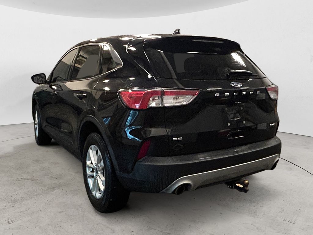 2022 Ford Escape SE photo 2