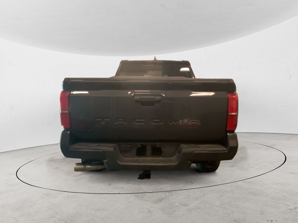 2024 Toyota Tacoma TRD Off-Road photo 4
