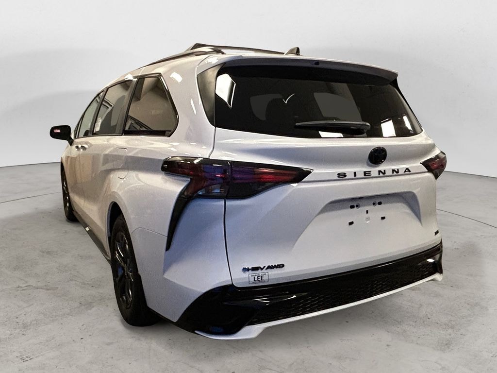New 2026 Toyota Sienna XSE Van Passenger Van