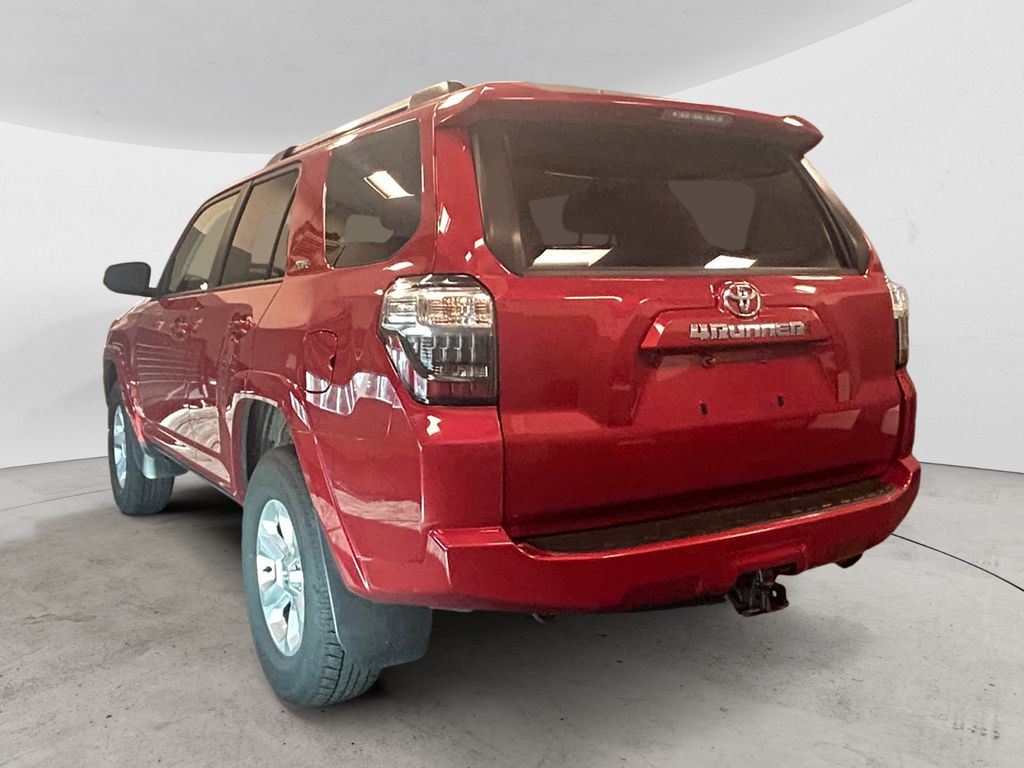 2024 Toyota 4Runner SR5 photo 3