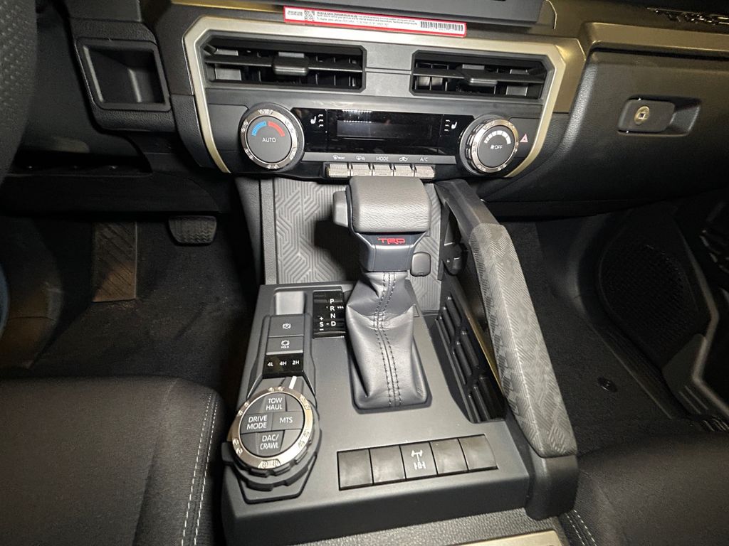 2026 Toyota Tacoma TRD Off Road - Photo 12