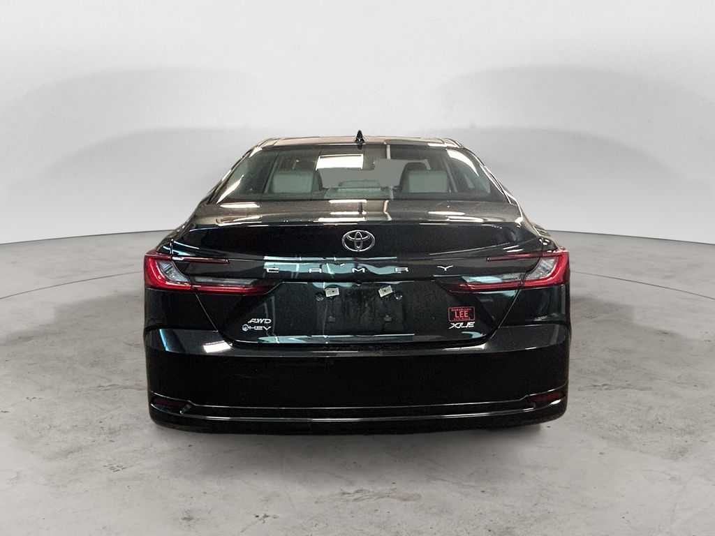 2025 Toyota Camry XLE photo 4