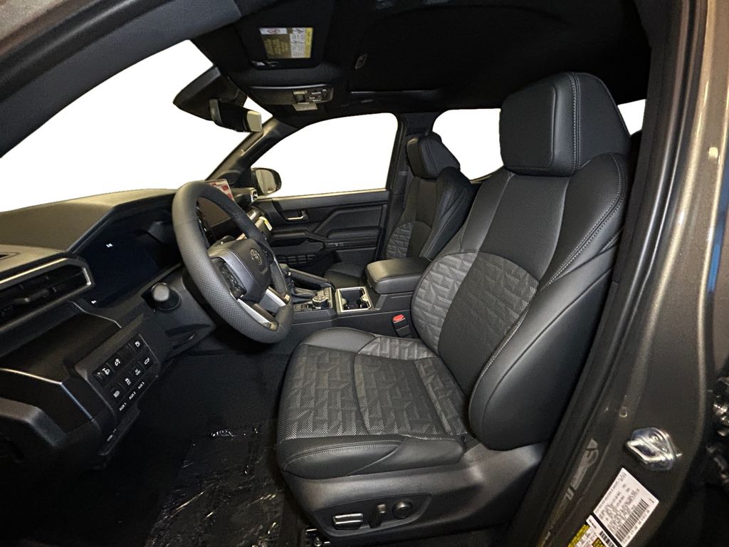 2026 Toyota Tacoma TRD Off Road - Photo 10
