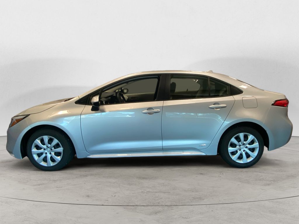2025 Toyota Corolla Hybrid LE photo 2