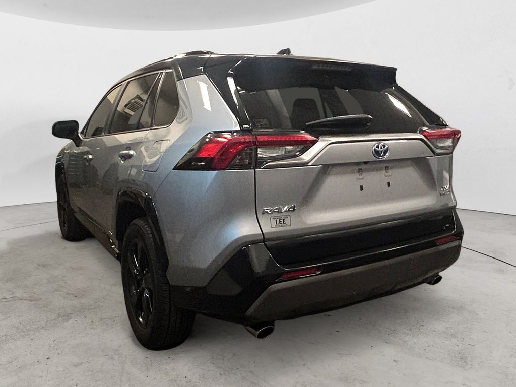2020 Toyota RAV4 Hybrid XSE photo 3