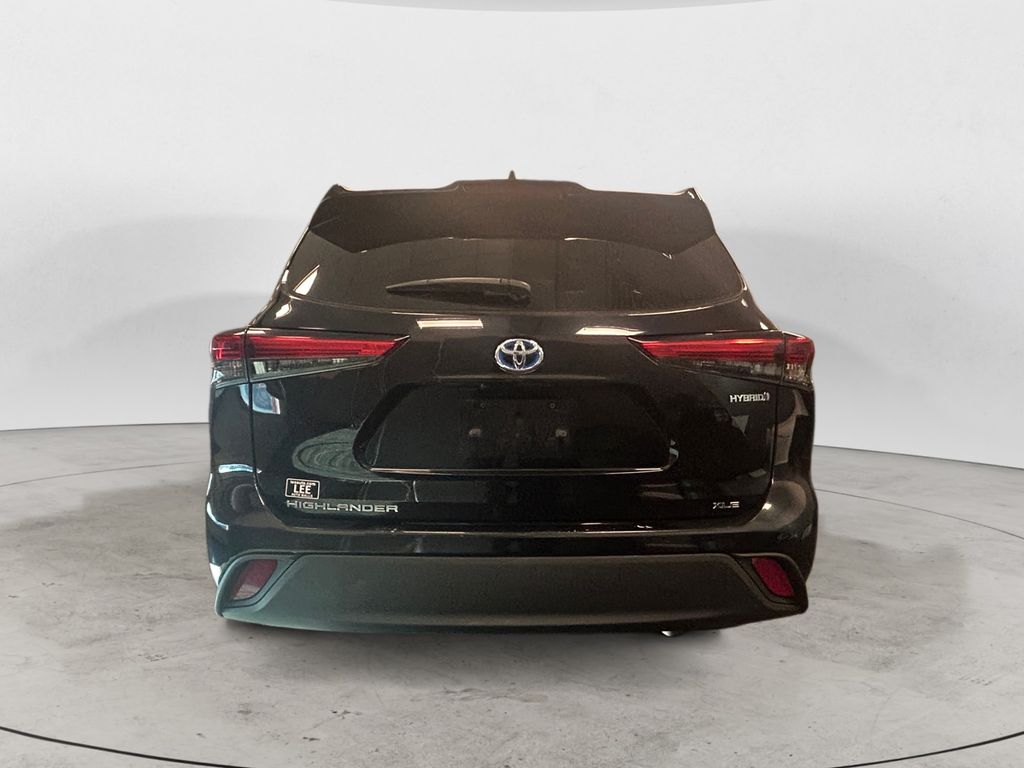 2020 Toyota Highlander Hybrid XLE photo 4