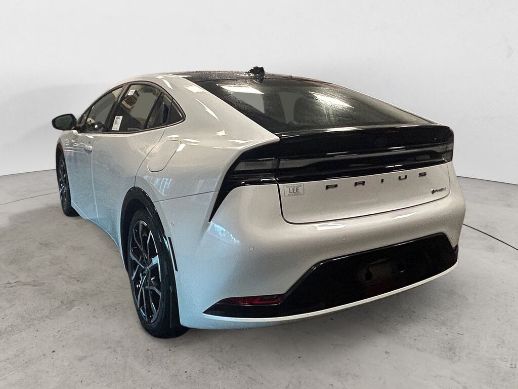New 2026 Toyota Prius Plug-in Hybrid XSE Premium Hatchback