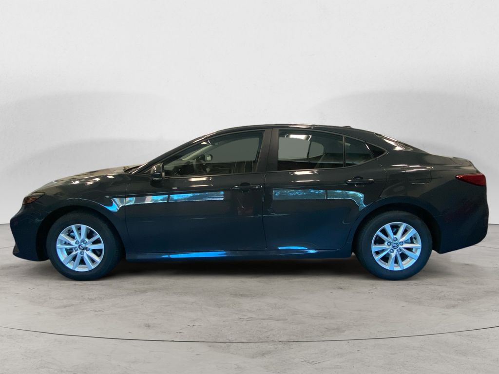 2025 Toyota Camry LE photo 2