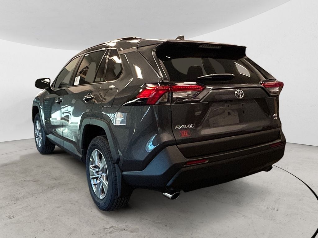 New 2025 Toyota RAV4 XLE SUV