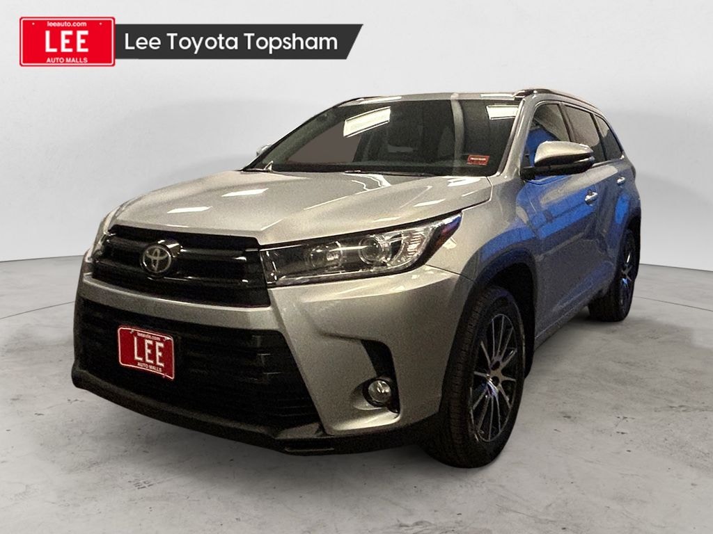 Used 2017 Toyota Highlander XLE V6 SUV