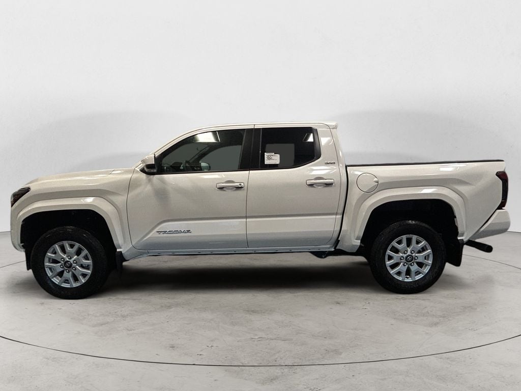 New 2025 Toyota Tacoma SR5 Truck Double Cab