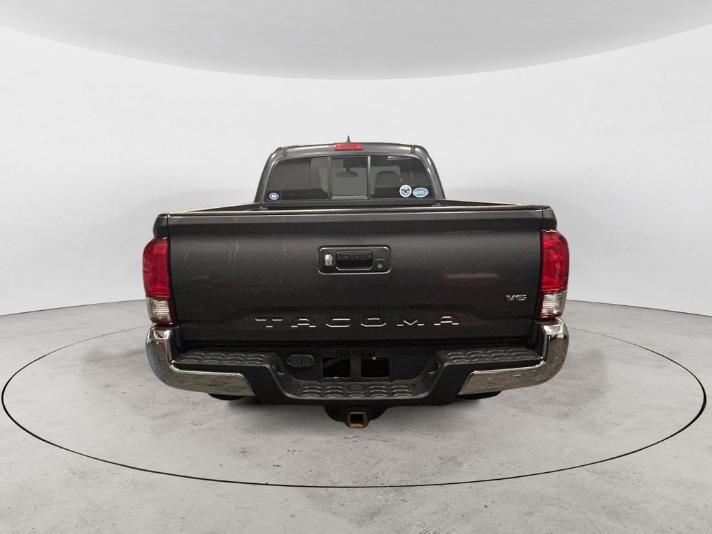 Used 2016 Toyota Tacoma  Truck Access Cab