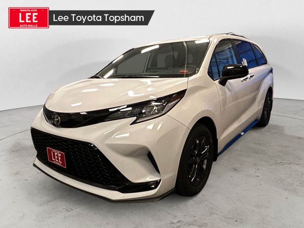 New 2026 Toyota Sienna XSE Van Passenger Van