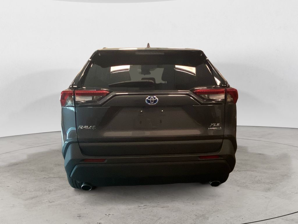 2024 Toyota RAV4 Hybrid XLE photo 4