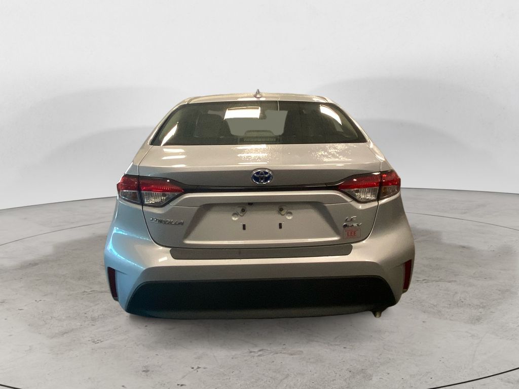 2025 Toyota Corolla Hybrid LE photo 4