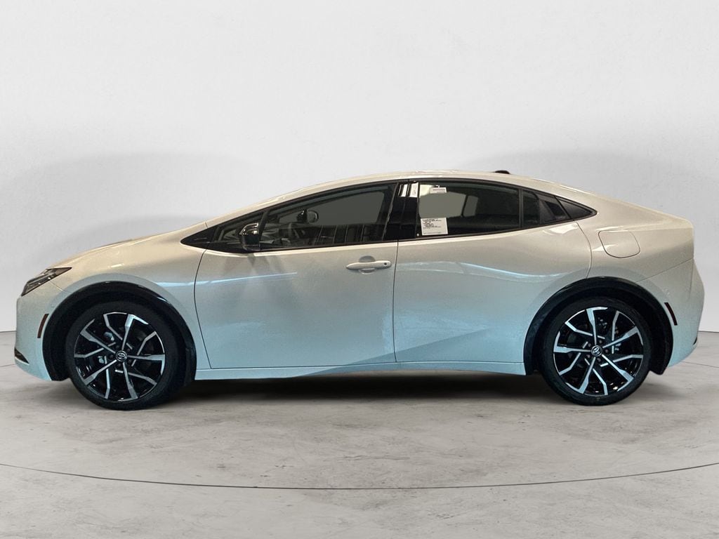 New 2026 Toyota Prius Plug-in Hybrid XSE Premium Hatchback