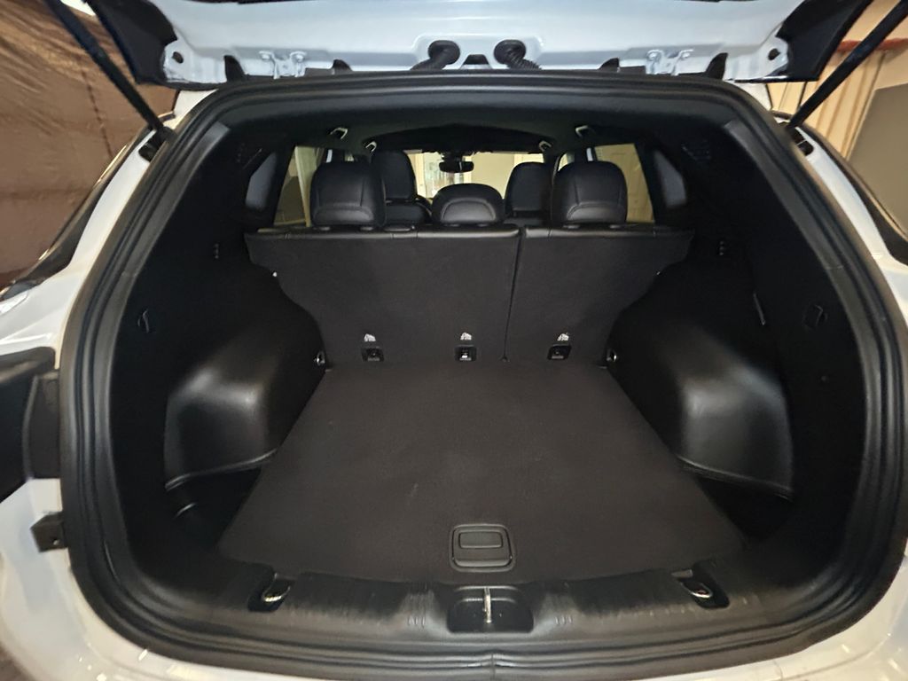 2025 Jeep Compass Trailhawk - Photo 18