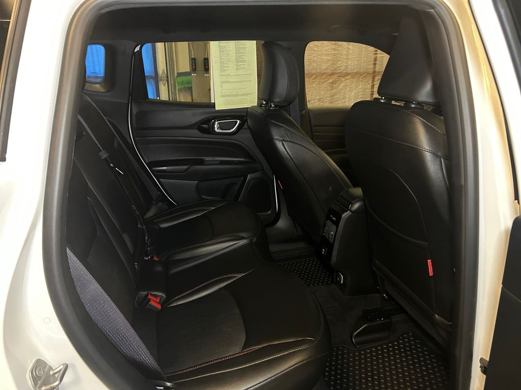 2025 Jeep Compass Trailhawk - Photo 17