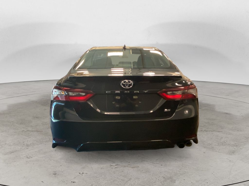 2023 Toyota Camry SE photo 4
