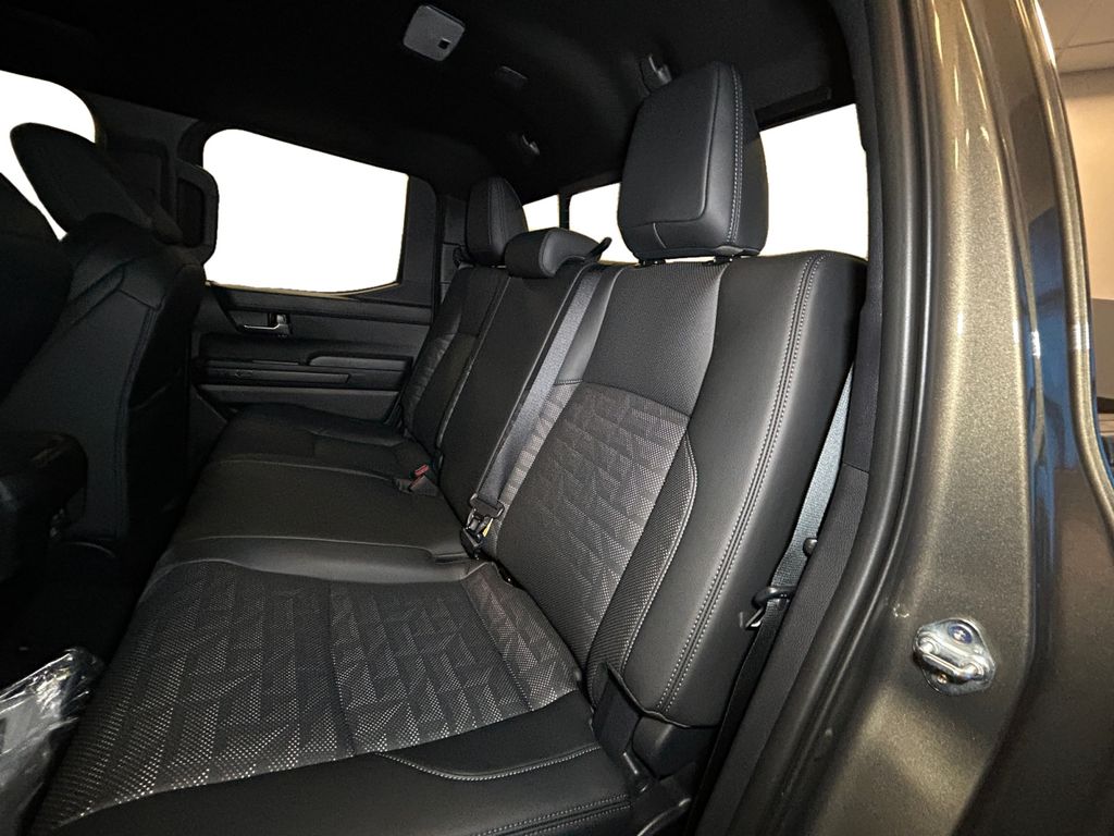 2026 Toyota Tacoma TRD Off Road - Photo 14