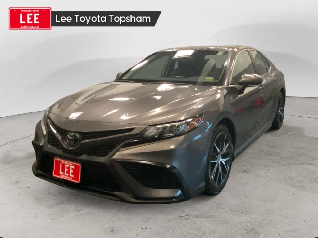 Used 2023 Toyota Camry SE Sedan