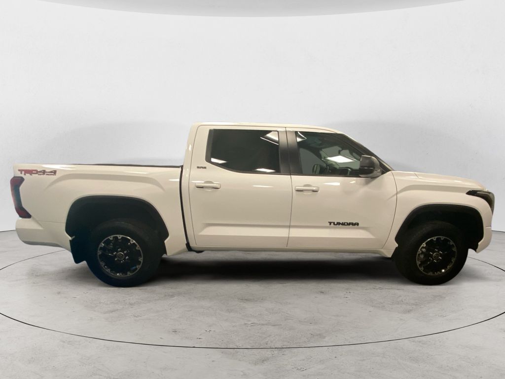 2024 Toyota Tundra SR5 CrewMax photo 3